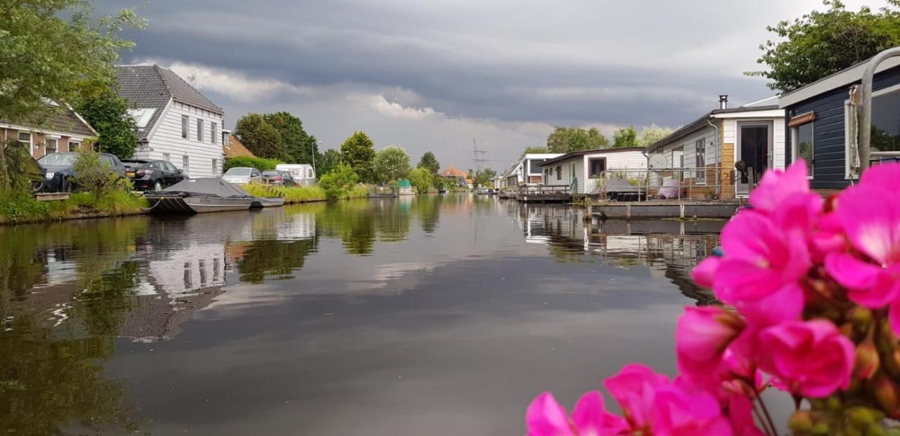 Out Of Amsterdam, River Apartment Close To City Broek in Waterland Exterior foto